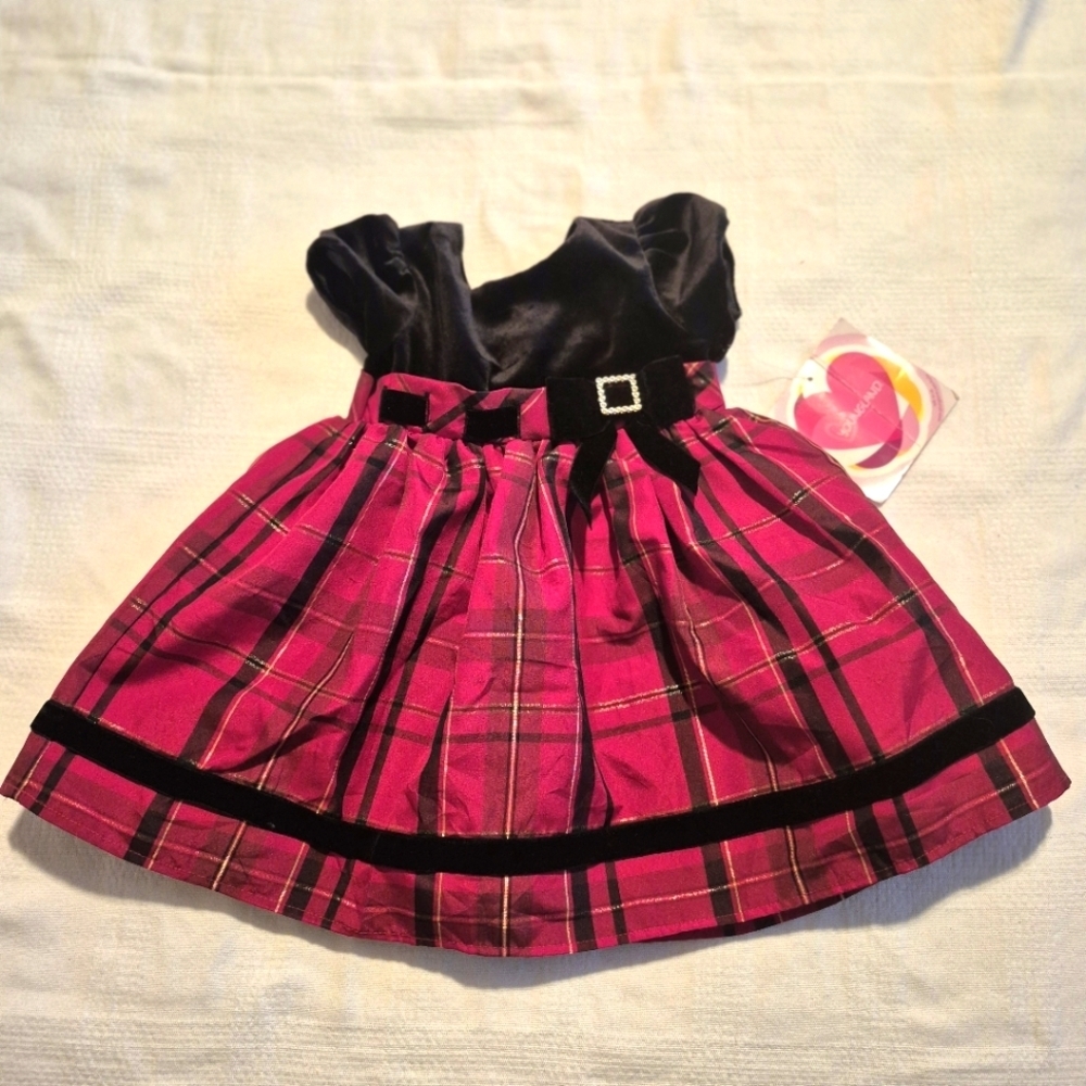 Youngland girls size 18 months velvety top plaid bottom dress, NWT